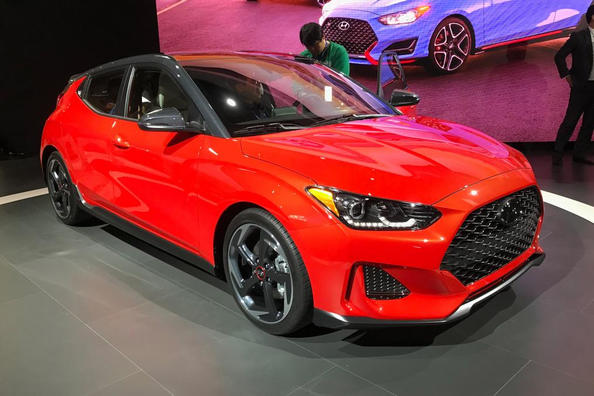 Sfoglia berlina Hyundai Veloster seconda generazione