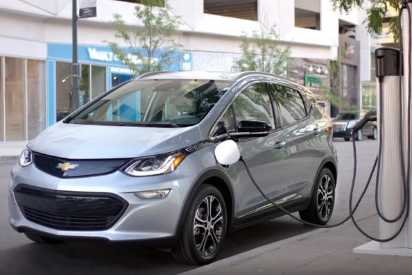 Sfoglia elettrico berlina Chevrolet Bolt EV