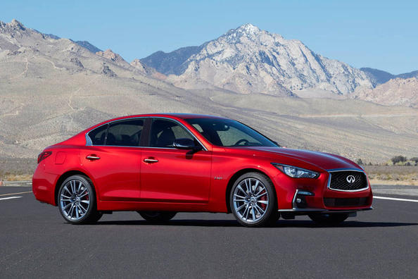Premium berlina Infiniti Q50