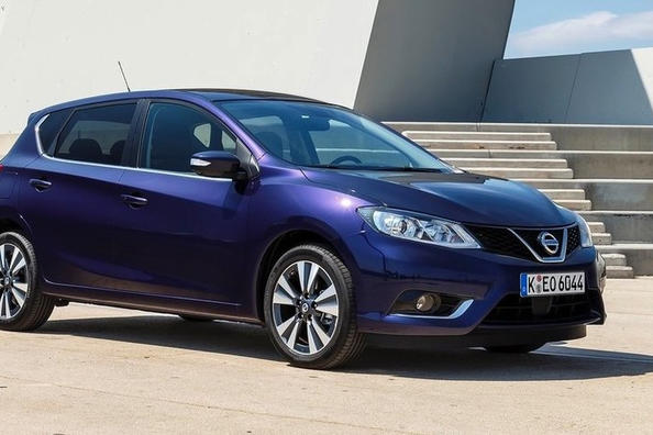 Sfoglia berlina Nissan Pulsar