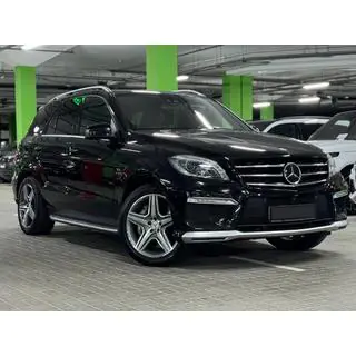 Kit carrozzeria completo AMG ML63 foto 3