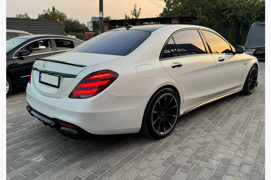 Mercedes S-class W222 2013-2022 Kit estetico S63 AMG (restyling 2018) Foto 12