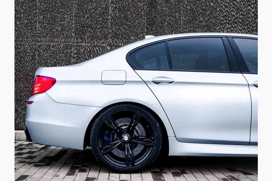 BMW 5 Series F10/F11 2010–2016 Kit carrozzeria con parafanghi V1 (M5 Power) Foto 11