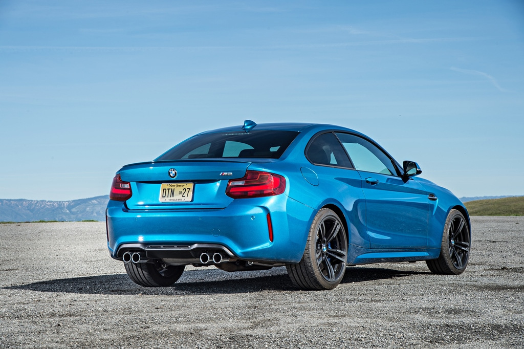 Recensione di carica coupé BMW M2