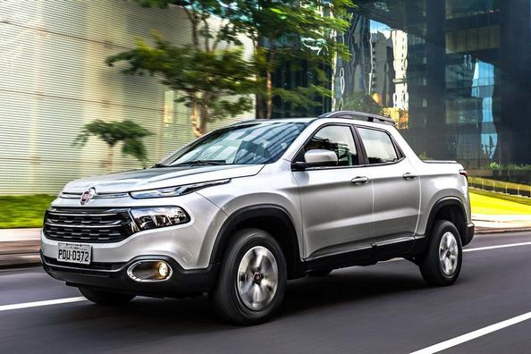Sfoglia il pick-up Fiat Toro