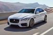 Panoramica della berlina Jaguar XF seconda generazione foto 1