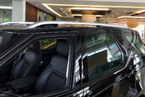 Land Rover Discovery V 2017- Barre longitudinali OEM (2 pz) foto 2