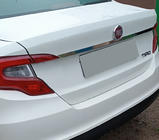 Fiat Tipo 2016- Modanatura cromata sopra la targa (acciaio inox) Berlina 5 porte (Cromato) foto 1