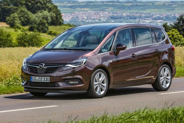 Monovolume compatto aggiornato Opel Zafira