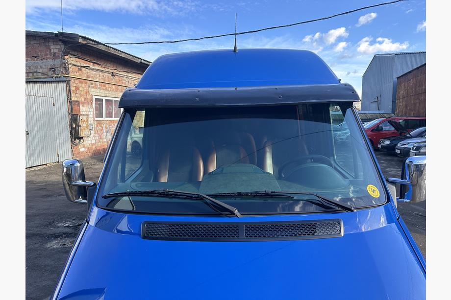 Mercedes Sprinter W901/902/903/904/905 1995–2006 Visiera parabrezza (nero lucido, 5mm) Foto 4