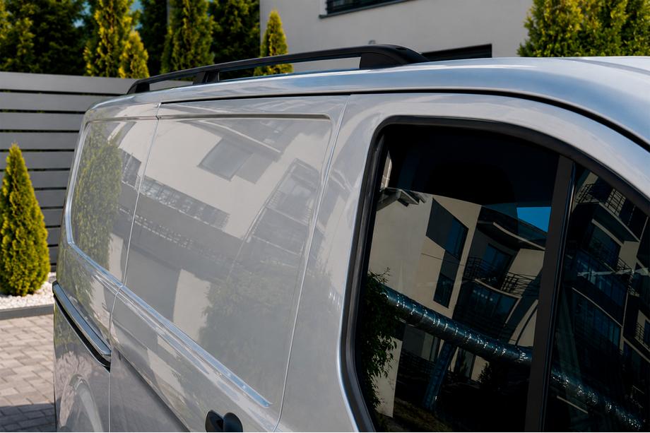 Ford Custom 2013-2022 Barre portatutto Skyport (2 pz, nere) Image