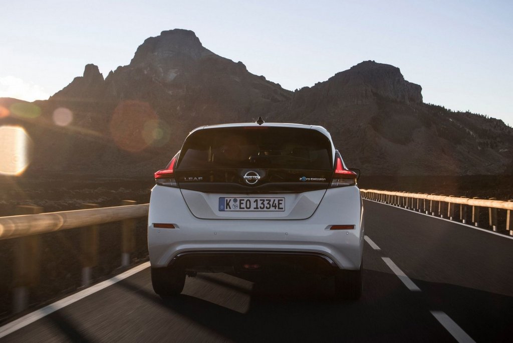 Berlina elettrica Nissan Leaf seconda generazione