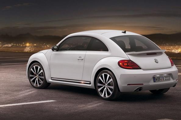 Il leggendario berlina Volkswagen Beetle terza generazione Foto 2