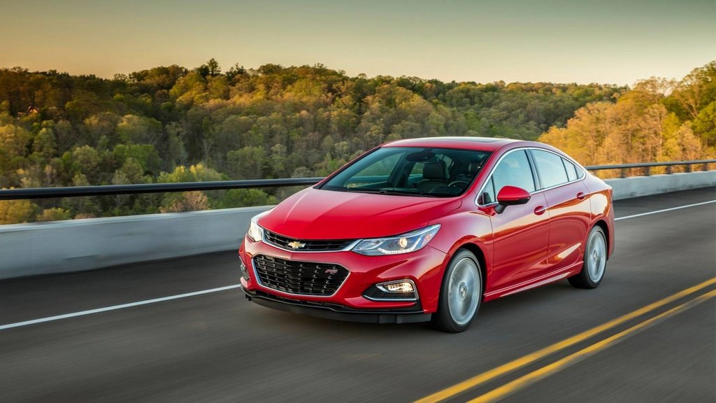 La seconda generazione della berlina Chevrolet Cruze