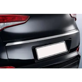 Modanatura cromata sopra la targa (2015–2018, superiore, stretta, acciaio inox) foto 1