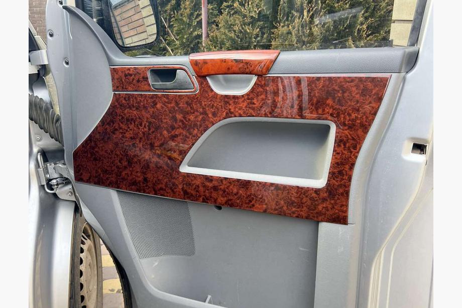 Volkswagen T5 Transporter 2003-2010 Coperture pannelli porta (Turchia) Titanio Foto 2
