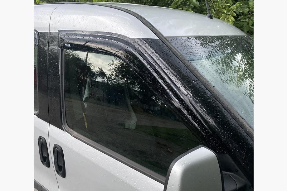 Fiat Doblo II 2010-2022 Deflettori Finestrini (2 pz, Niken) Image