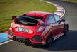 La quinta generazione di caldo di una berlina Honda Civic Type R foto 5