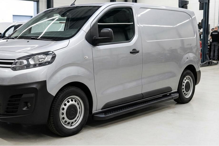 Toyota Proace 2016- Pedane Laterali Allmond Black (2 pz, Alluminio) Foto 5