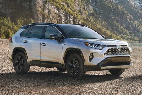 Toyota RAV4 crossover di quinta generazione