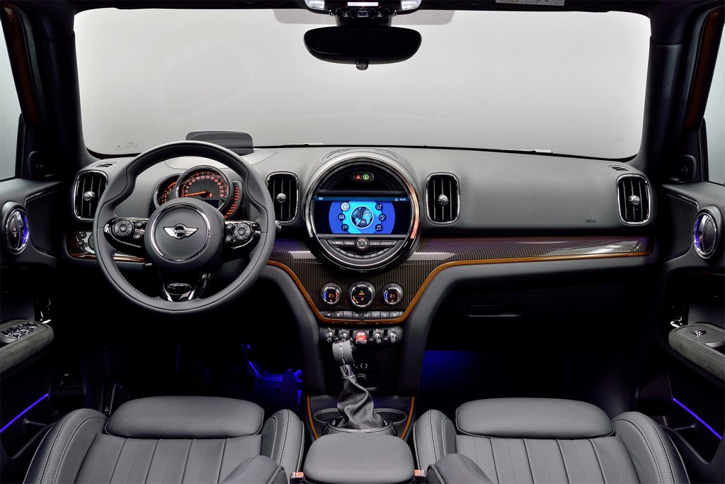 Sfoglia crossover MINI Countryman seconda generazione