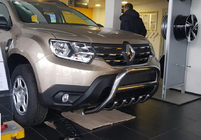 Renault Duster 2018-2024 Parabullbar senza scritta WT003 (acciaio inox) foto 15