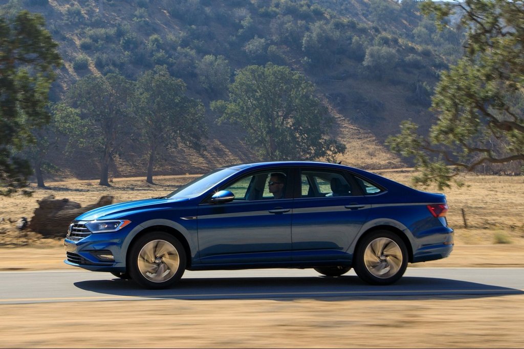La settima generazione della berlina Volkswagen Jetta