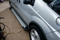 Renault Trafic 2001–2015 Pedane laterali tipo X5 (2 pz, alluminio) foto 5