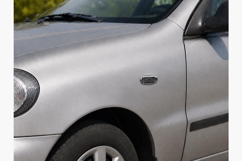 Daewoo Lanos 1998-2017 Griglia per freccia laterale Ovale (2 pz, ABS) Image