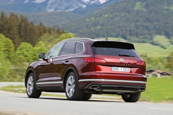 Volkswagen Touareg nuova generazione Foto 8