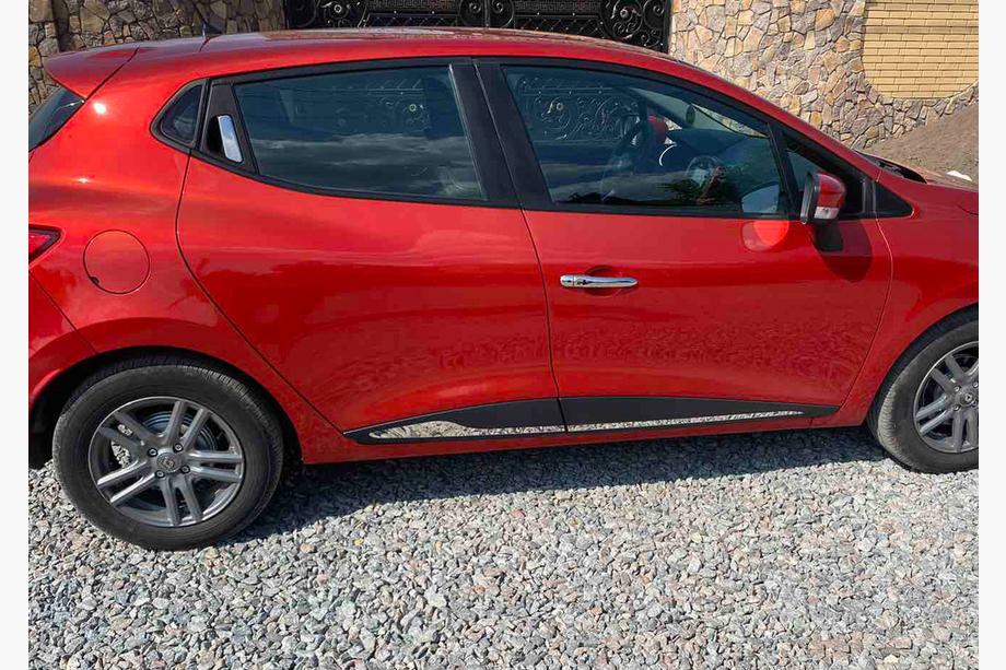 Renault Clio IV 2012-2019 Modanature porta dritte (4 pz, acciaio inox) Image