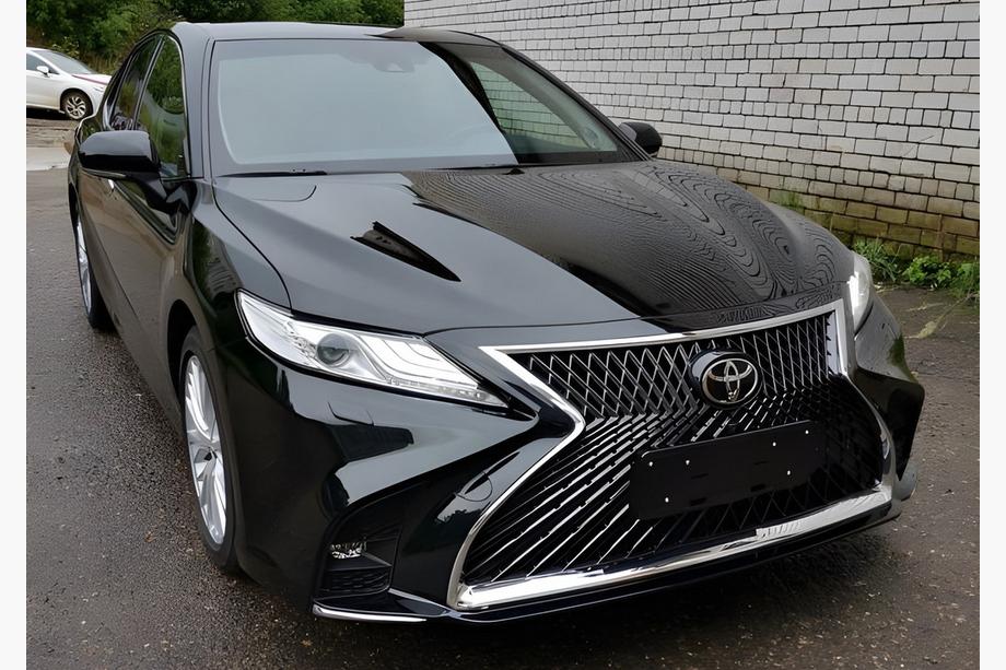 Toyota Camry 2017–2023 Kit estetico Lexus LS style Image