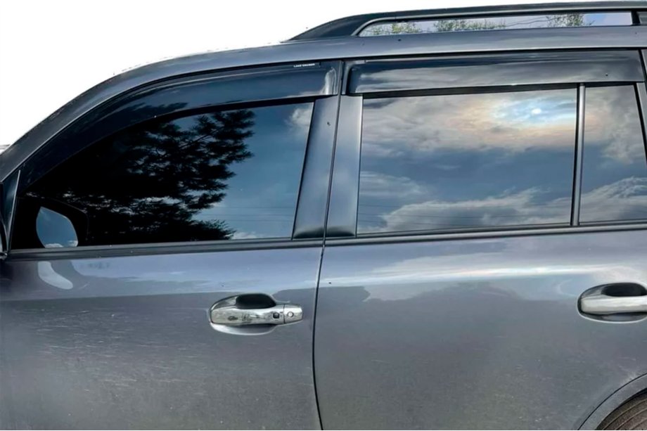 Toyota Land Cruiser 200 2007-2021 Deflettori Finestrini 11cm (4pz, HIC) Foto 7