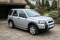Land Rover Freelander I 1997-2006 Pedane Laterali Maydos V2 (2 pz, Alluminio e Acciaio Inox) foto 1