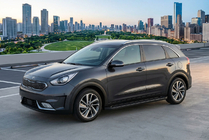 Kia Niro 2016–2021 Pedane Laterali Allmond Black (2 pz, Alluminio) foto 1