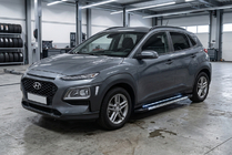 Hyundai Kona 2017-2023 Pedane Laterali RedLine V1 (2 pz, Alluminio) foto 1