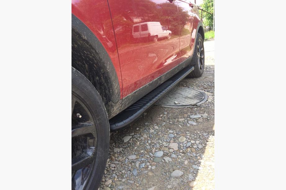 Land Rover Discovery Sport 2014- Pedane Laterali Bosphore Black (2 pz, Alluminio) Foto 8