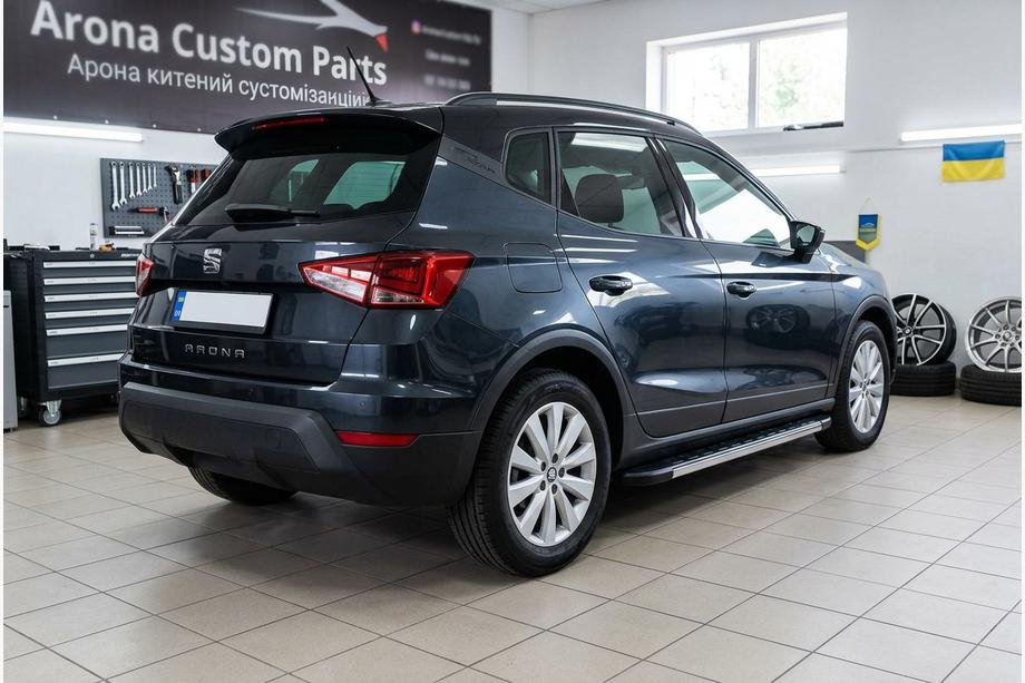 Seat Arona 2017- Pedane Laterali Duru (2 pz, Alluminio) Image