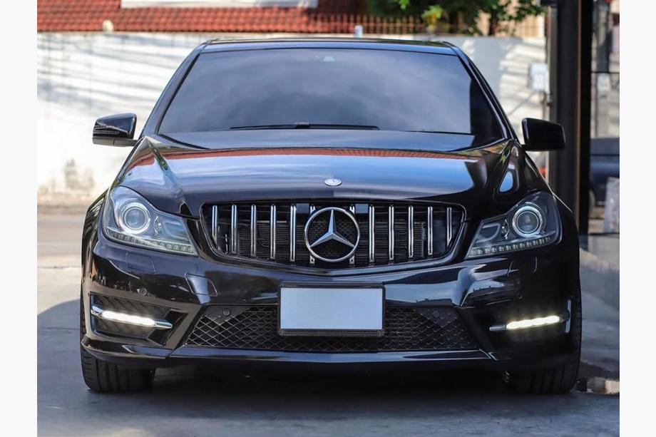 Mercedes C-class W204 2007-2015 Griglia Anteriore GT Panamericana Image