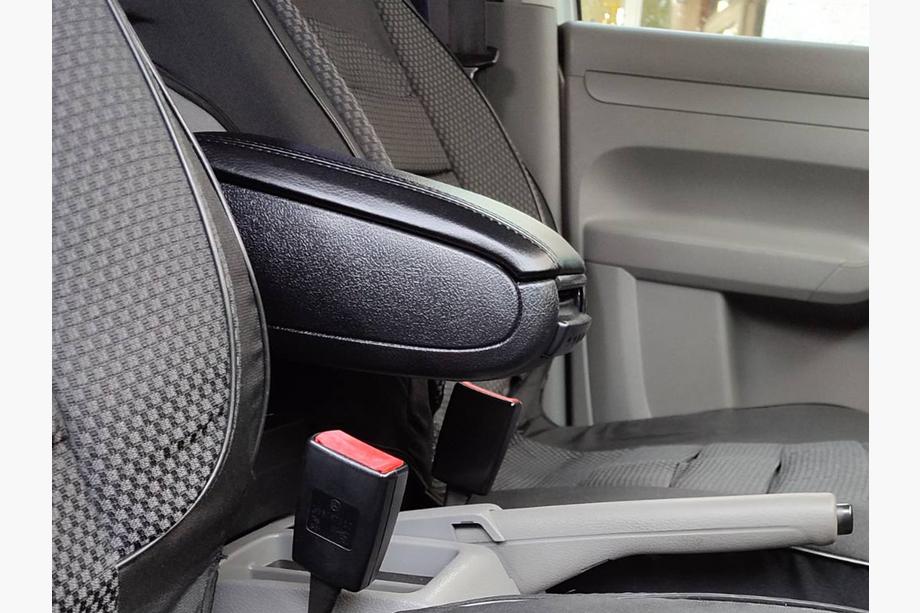 Volkswagen Caddy 2015-2020 Bracciolo (nel portabicchieri) Nero Image