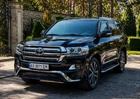 Toyota Land Cruiser 200 2007-2021 Kit carrozzeria 2016-2021 (Executive 2016) foto 8
