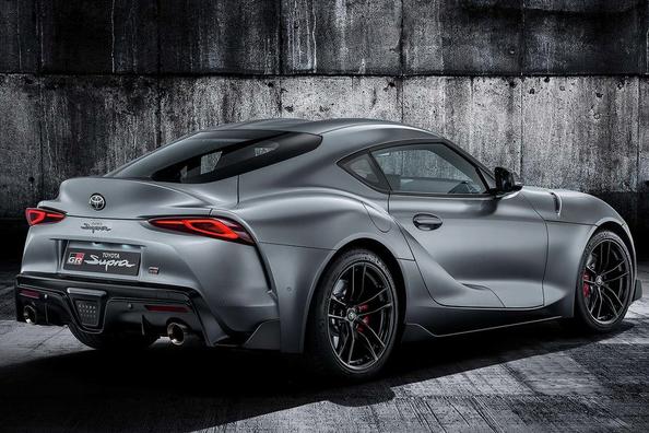 Toyota GR Supra: rivivere il leggendario modello Foto 8