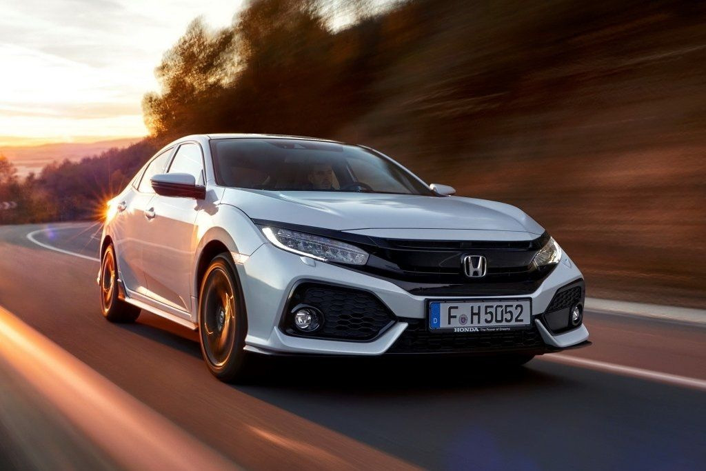 Cinque porte hatchback decima generazione di Honda Civic 5D