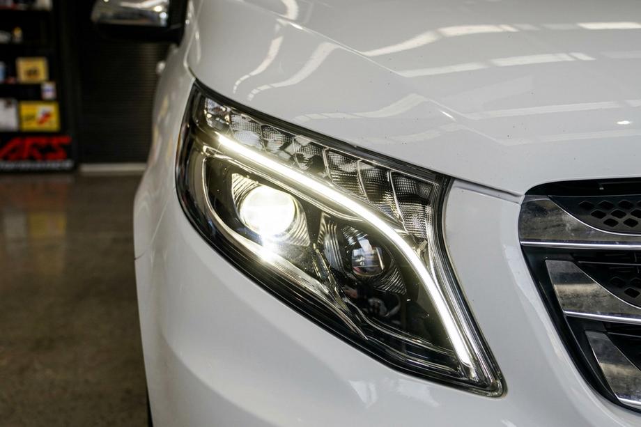 Mercedes Vito/V-class W447 2014- Fari anteriori con moduli LED, design V-class (per Vito, 2 pz) Image