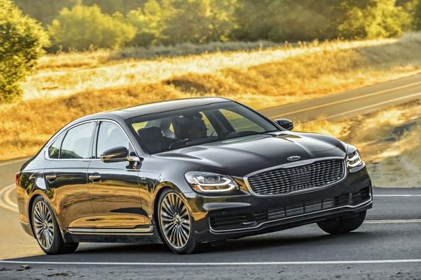 Executive berlina KIA K900