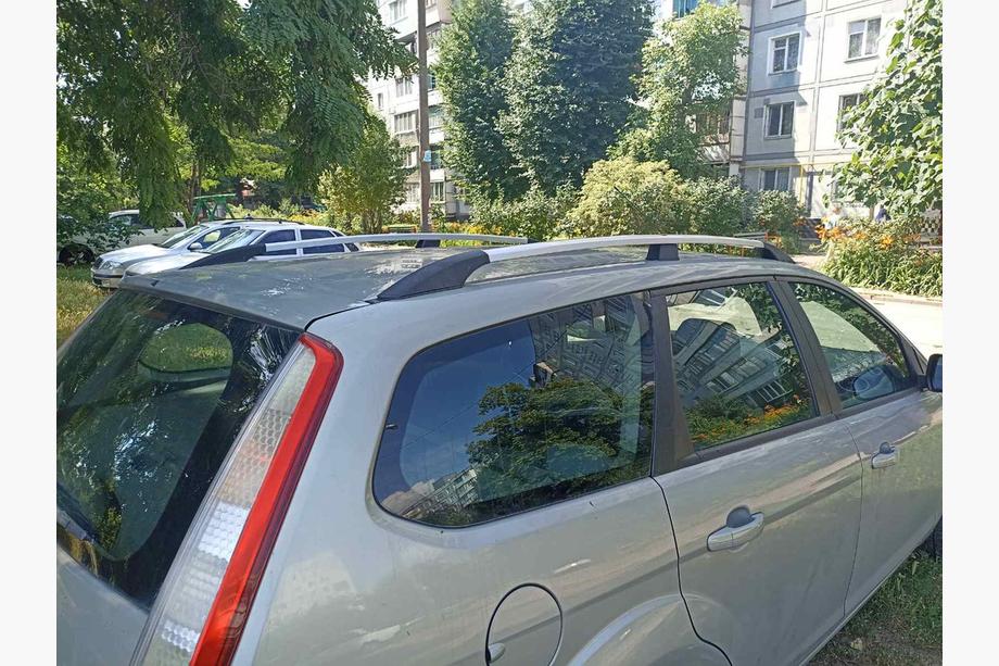 Ford Focus II 2008-2011 Barre portatutto in alluminio (Caravan, cromo) Foto 5
