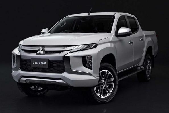 Il nuovo Mitsubishi L200 quinta generazione Foto 9