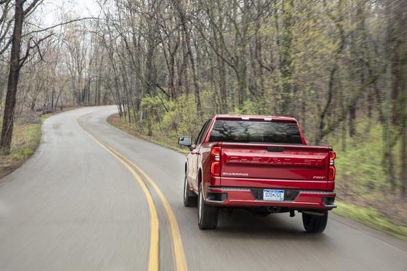 Sfoglia il pick-up Chevrolet Silverado di nuova generazione Foto 7