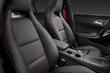 Panoramica della berlina Mercedes-Benz CLA-Class foto 5
