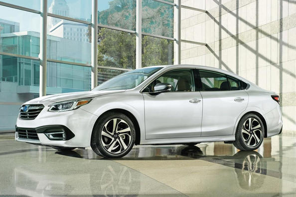 Berlina Subaru Legacy 2020 anno modello